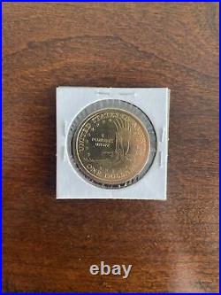 2000 P Sacagawea One Dollar Coin Us Liberty Gold Color Uncirculated
